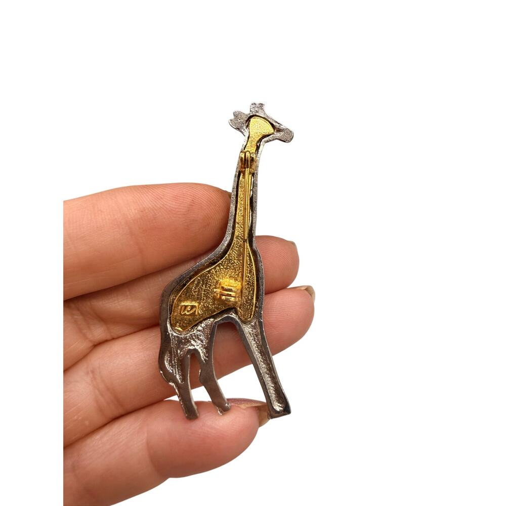 Liz Claiborne Silver / Gold Tone Giraffe Animal Brooch Pin, Signed LC, NIB, USA